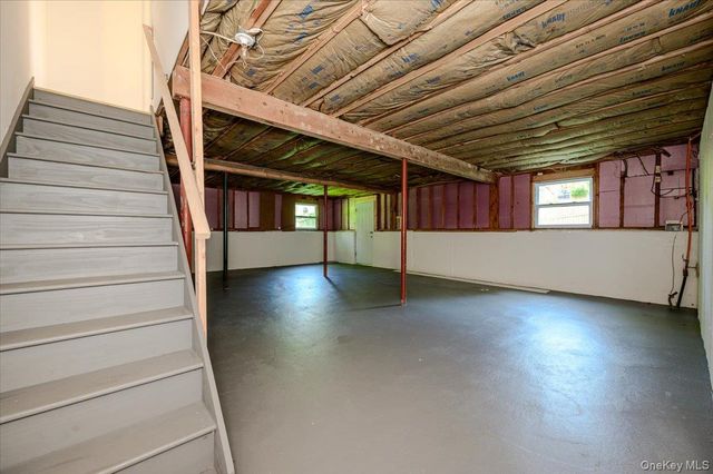 43 Evert Street, Huntington Station, NY 11746