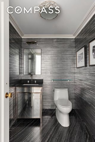 135 W 77th Street, New York City, NY 10024