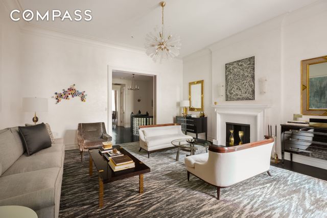 135 W 77th Street, New York City, NY 10024