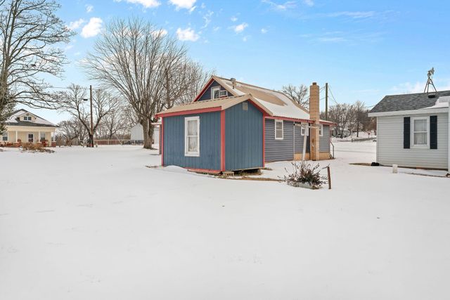 111 S Galyan Street, Stockton, MO 65785