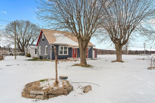 111 S Galyan Street, Stockton, MO 65785