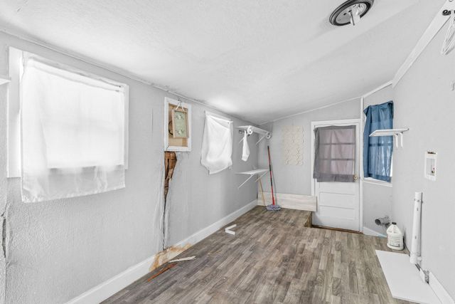 111 S Galyan Street, Stockton, MO 65785