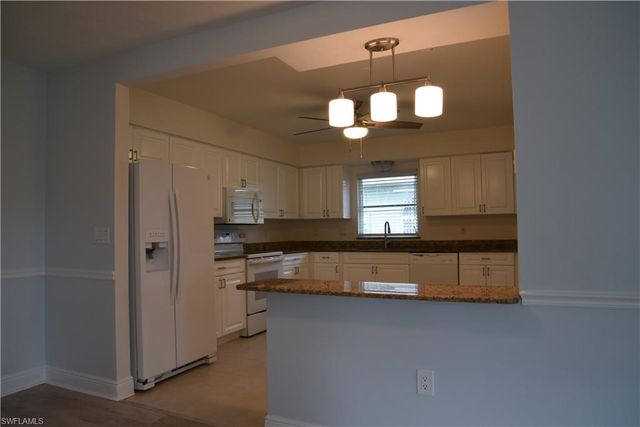 735 98th AVE N, Naples, FL 34108