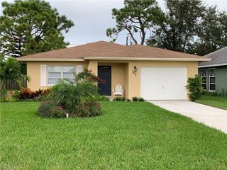 735 98th AVE N, Naples, FL 34108
