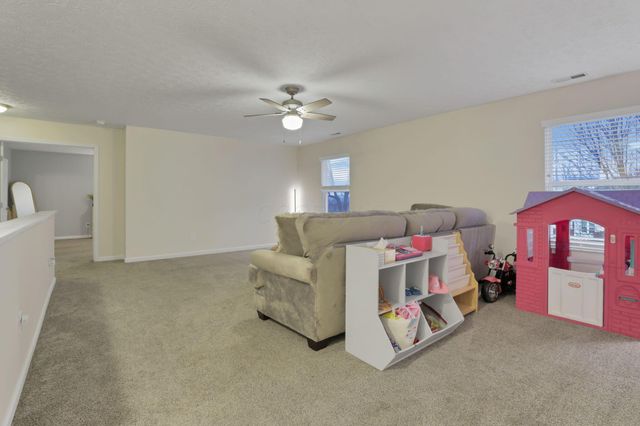 5751 Little Red Rover Street, Groveport, OH 43125