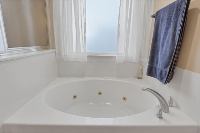 5751 Little Red Rover Street, Groveport, OH 43125