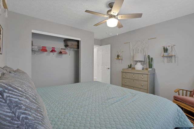 5751 Little Red Rover Street, Groveport, OH 43125