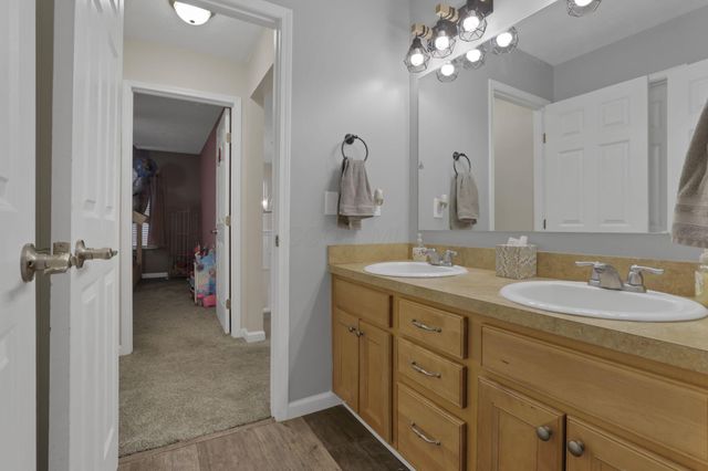 5751 Little Red Rover Street, Groveport, OH 43125