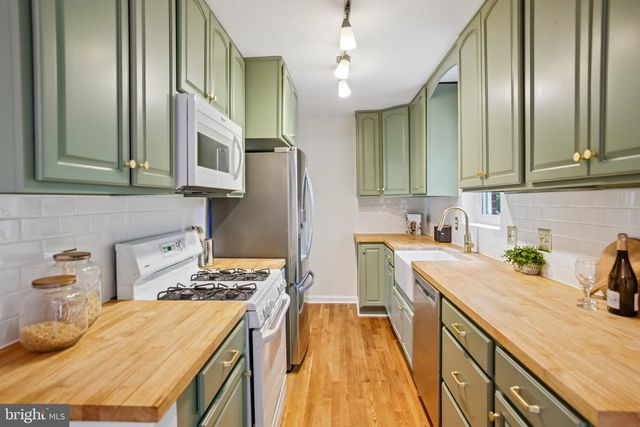 3054 HAZELTON ST, Falls Church, VA 22044