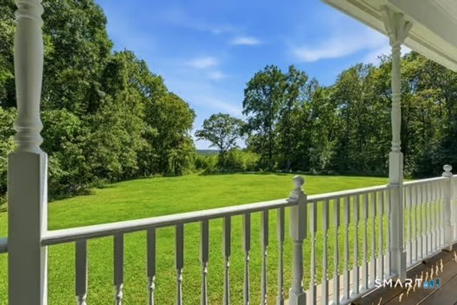 8 Red Brook Lane, Ledyard, CT 06339