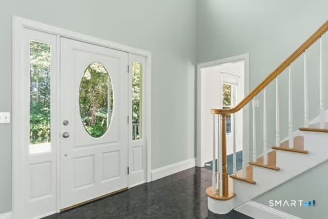 8 Red Brook Lane, Ledyard, CT 06339