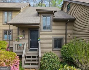 4246 D Youville Trace, Atlanta, GA 30341