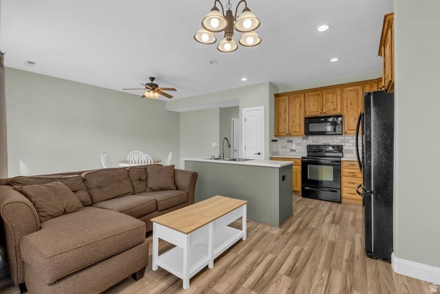 276 S 840 W, Pleasant Grove, UT 84062