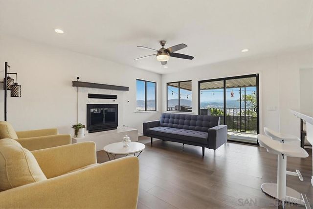 1033 Loma Portal, El Cajon, CA 92020