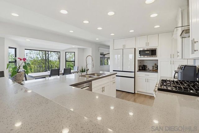 1033 Loma Portal, El Cajon, CA 92020