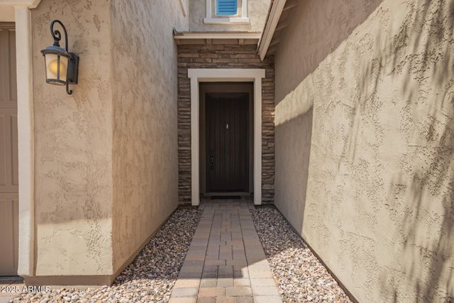 922 W YELLOWSTONE Way, Chandler, AZ 85248