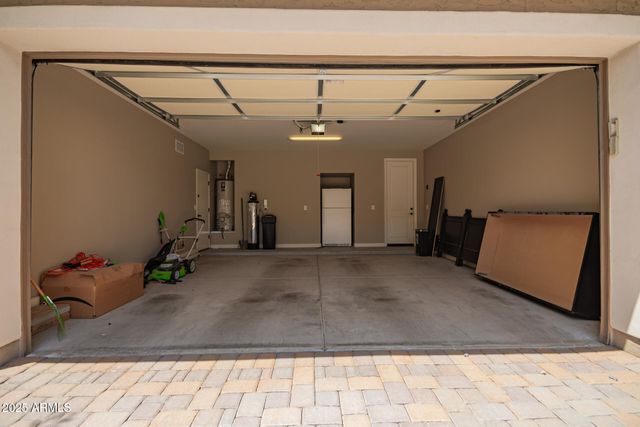 922 W YELLOWSTONE Way, Chandler, AZ 85248