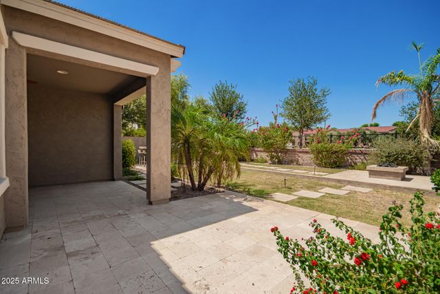 922 W YELLOWSTONE Way, Chandler, AZ 85248