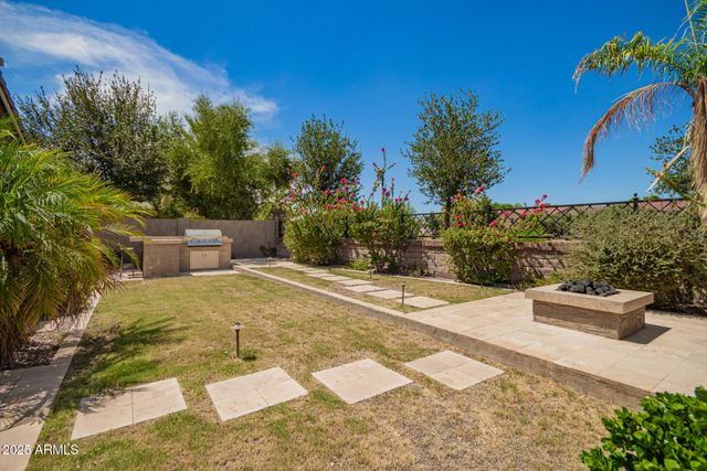 922 W YELLOWSTONE Way, Chandler, AZ 85248