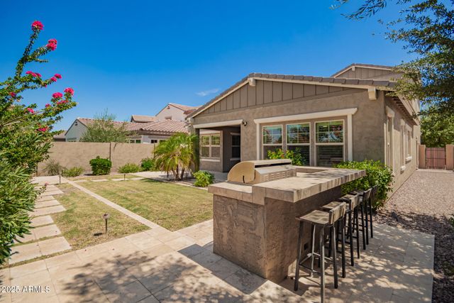 922 W YELLOWSTONE Way, Chandler, AZ 85248