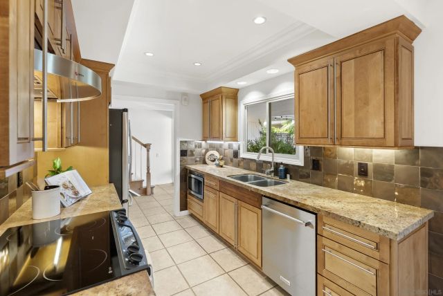 129 Cancha De Golf, Rancho Santa Fe, CA 92091