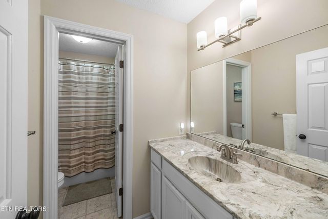 12804 Broken Saddle Rd, Knoxville, TN 37934