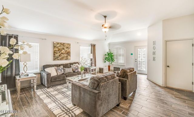 12409 Mahan Street, Clint, TX 79836