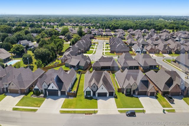 7908 N 147th East Avenue N, Owasso, OK 74055