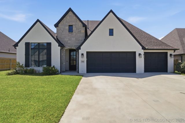 7908 N 147th East Avenue N, Owasso, OK 74055