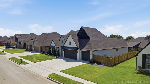 7908 N 147th East Avenue N, Owasso, OK 74055
