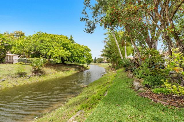 5040 NW 88th Lane, Coral Springs, FL 33067