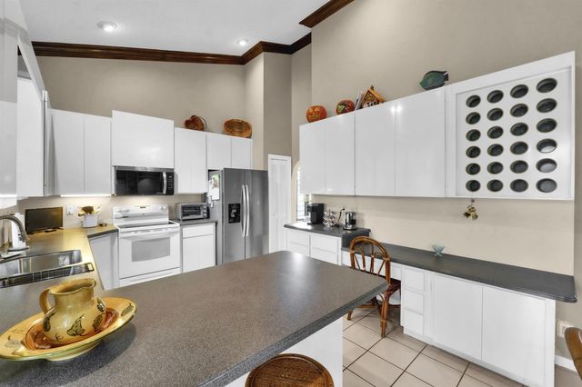 5040 NW 88th Lane, Coral Springs, FL 33067