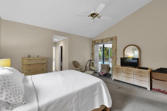 5040 NW 88th Lane, Coral Springs, FL 33067