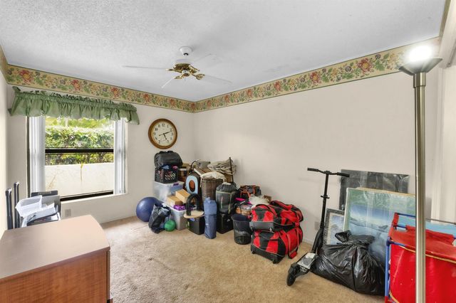 5040 NW 88th Lane, Coral Springs, FL 33067
