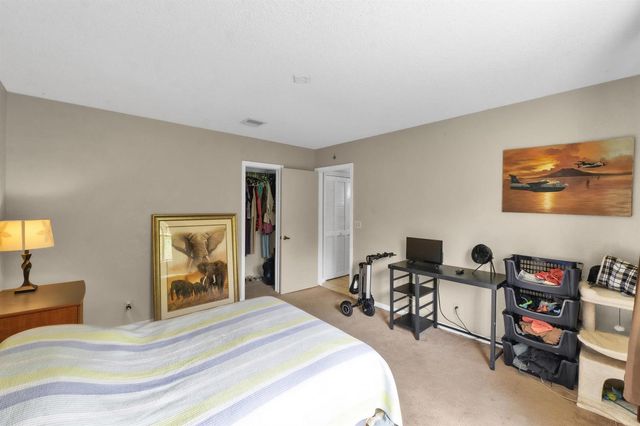 5040 NW 88th Lane, Coral Springs, FL 33067