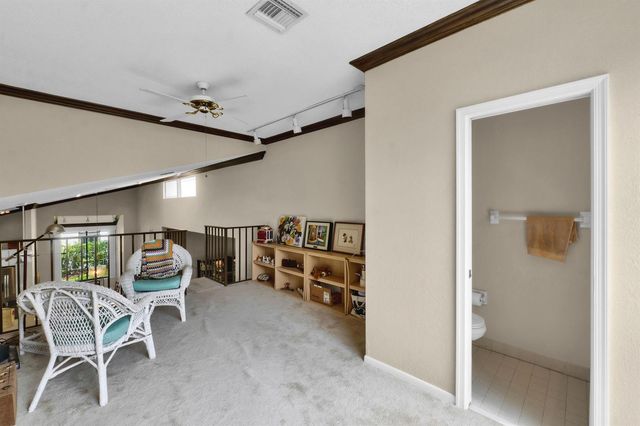 5040 NW 88th Lane, Coral Springs, FL 33067