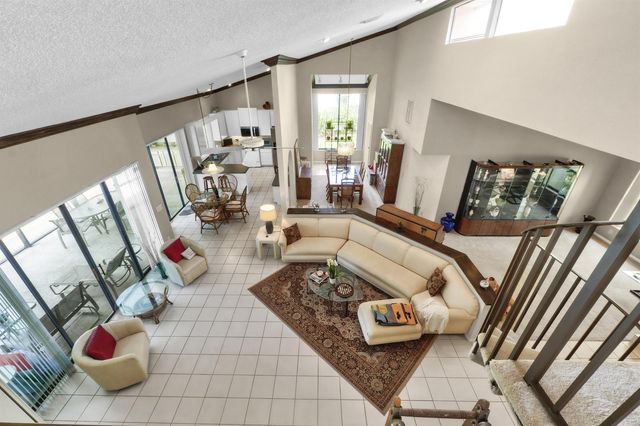 5040 NW 88th Lane, Coral Springs, FL 33067