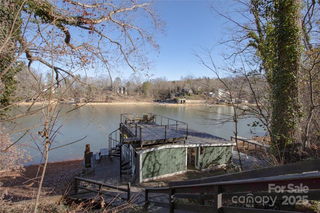 435 Holmes Road, Lake Lure, NC 28746