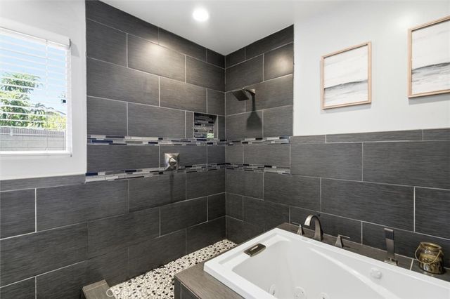 16953 Roa, Carson, CA 90746