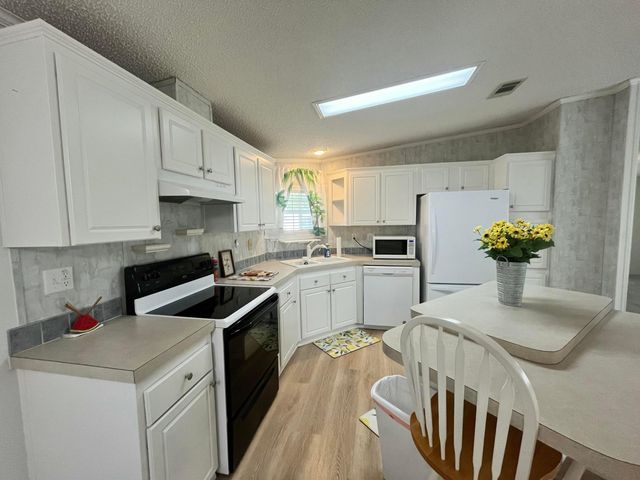 4064 SW 9th Way, Okeechobee, FL 34974