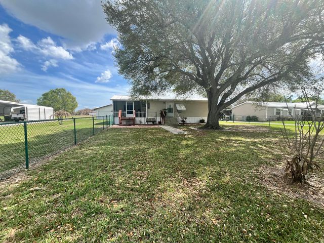 4064 SW 9th Way, Okeechobee, FL 34974