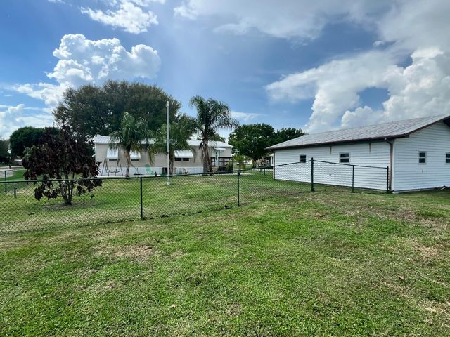 4064 SW 9th Way, Okeechobee, FL 34974