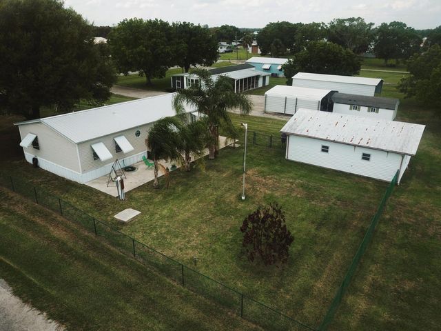 4064 SW 9th Way, Okeechobee, FL 34974