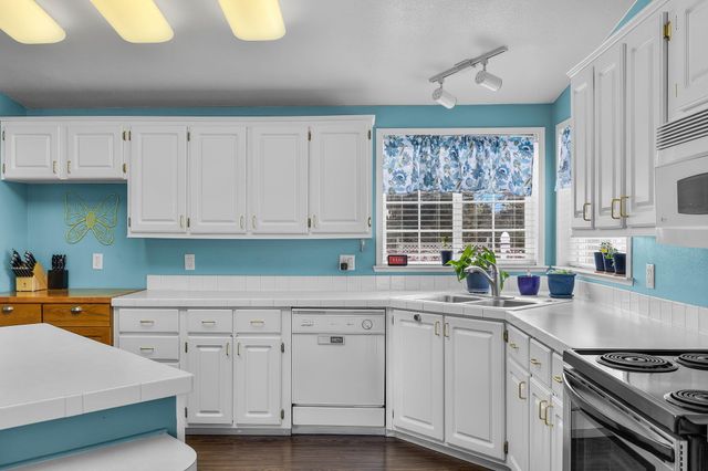 6983 SW Mustang Road, Terrebonne, OR 97760