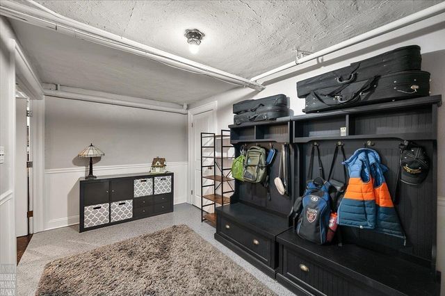 1204 Kensington Avenue, Grosse Pointe Park, MI 48230