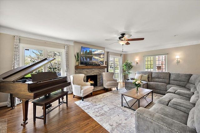 1204 Kensington Avenue, Grosse Pointe Park, MI 48230