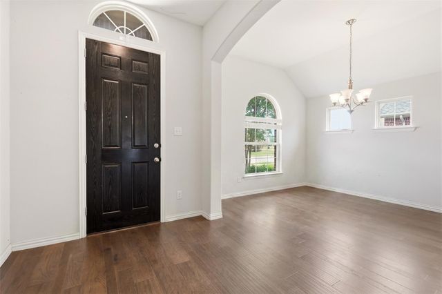 2704 Dancing Flame Drive, Denton, TX 76201
