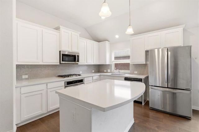 2704 Dancing Flame Drive, Denton, TX 76201