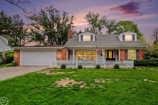 33920 State Street, Farmington, MI 48335