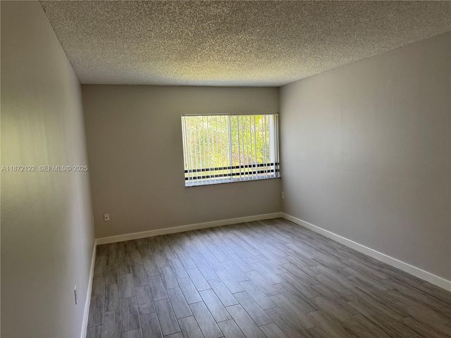 721 N Pine Island Road 201, Plantation, FL 33324